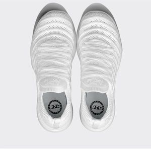 APL women’s techloom wave sneakers white